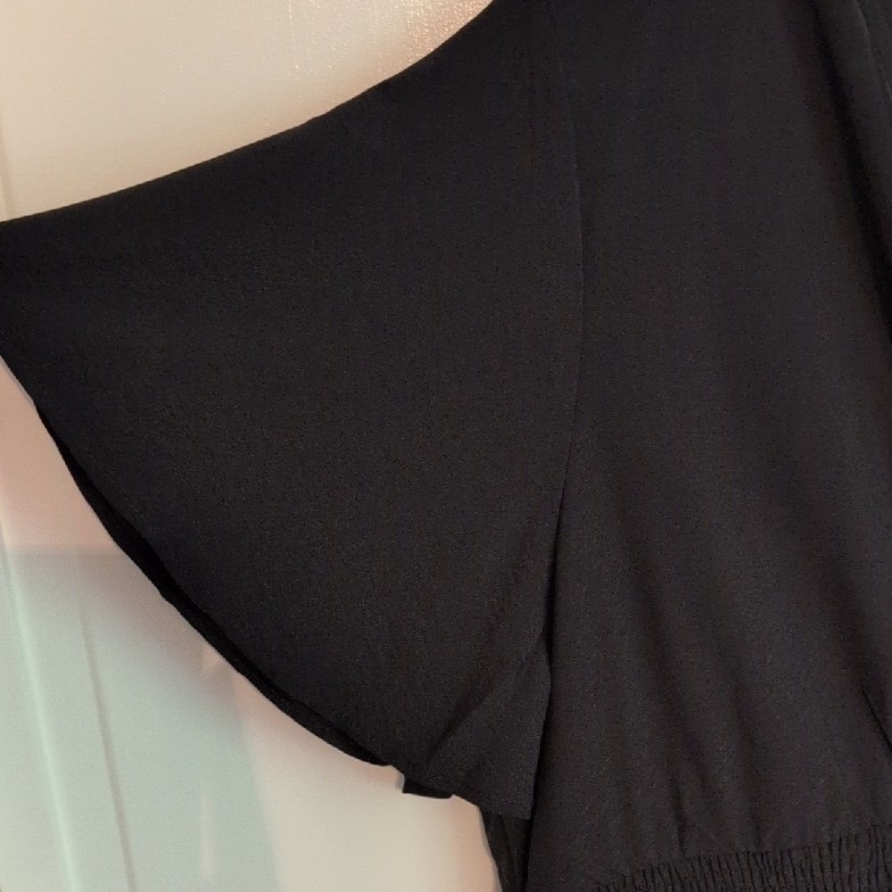 SHEIN Curve Black Flutter Sleeve Dress - Picture 4 of 4